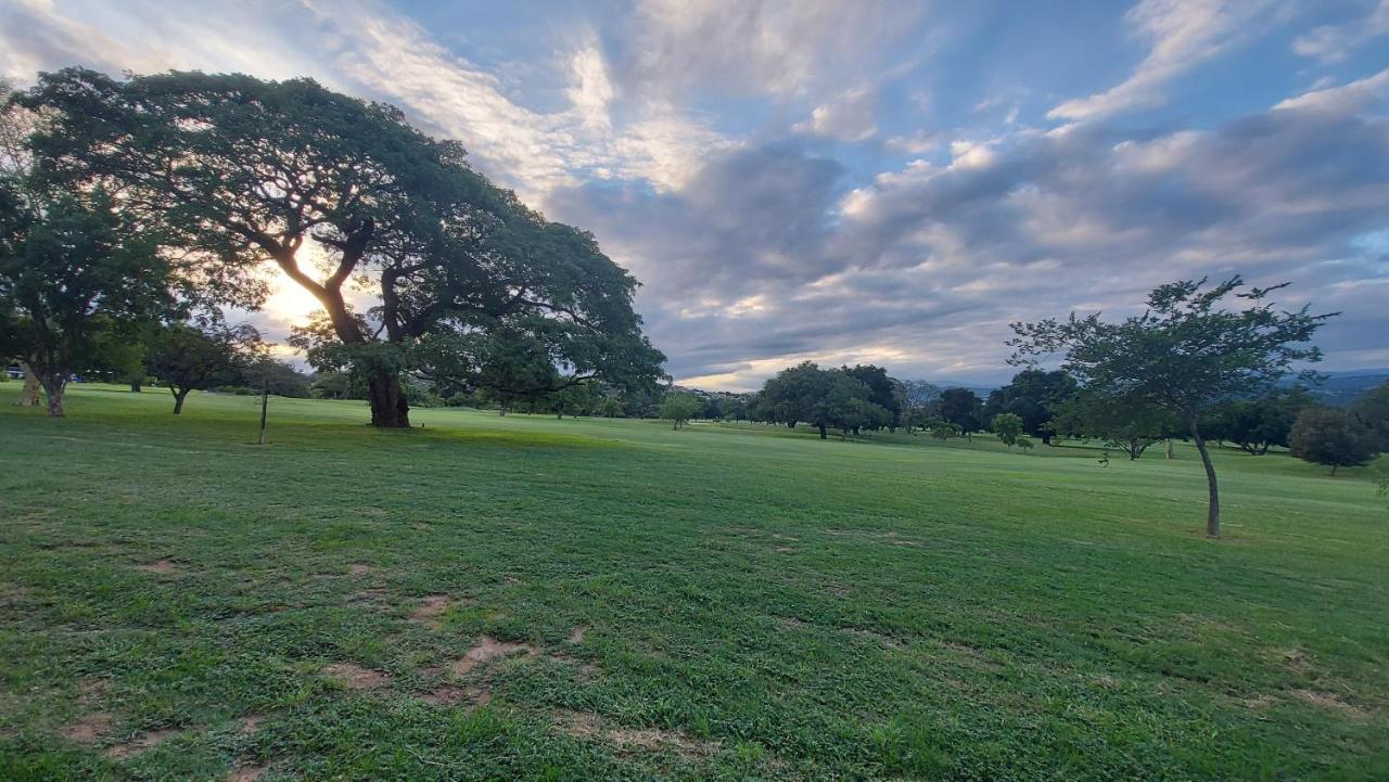 Matumi Golf Lodge Mbombela Esterno foto
