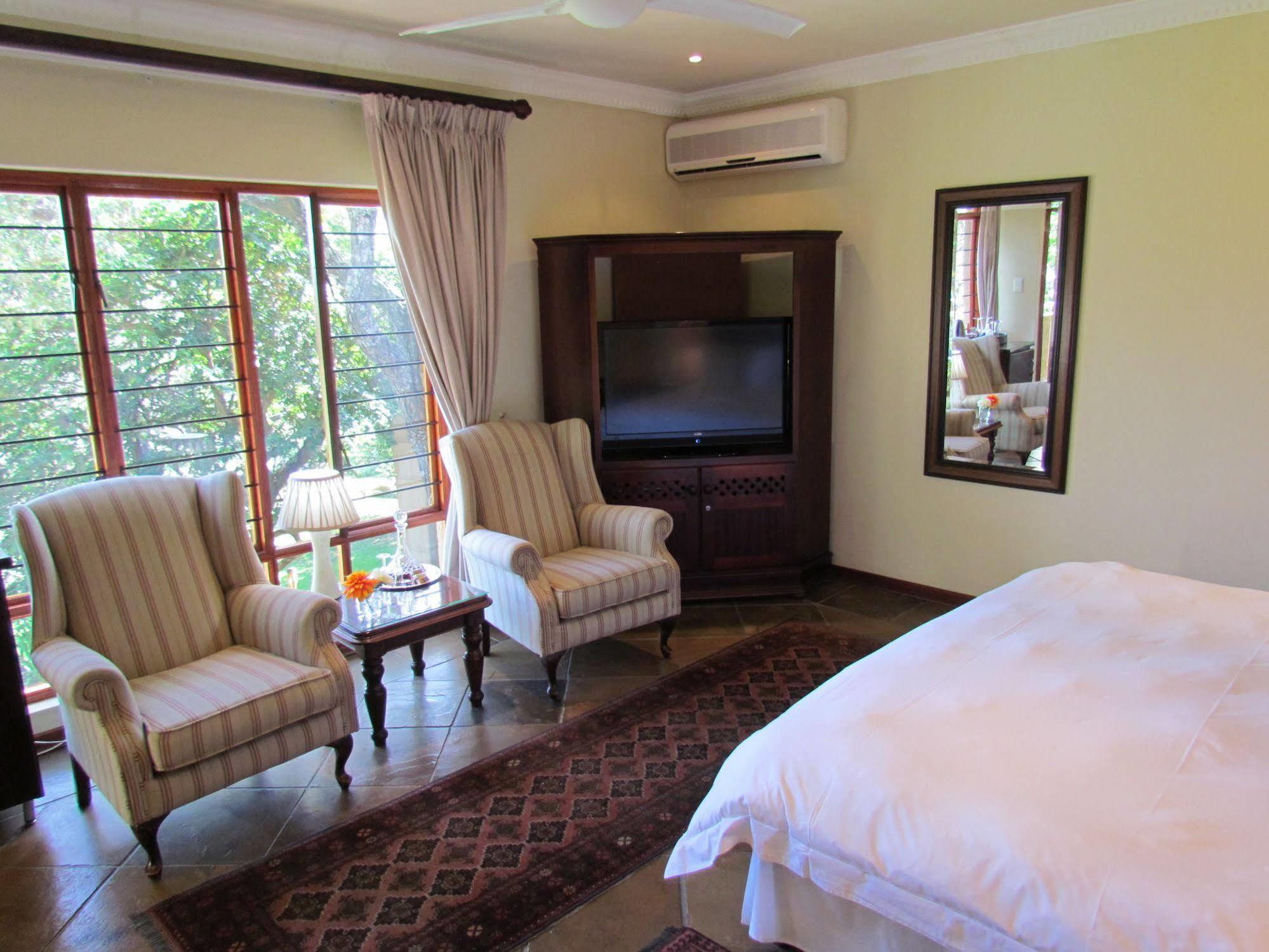 Matumi Golf Lodge Mbombela Esterno foto